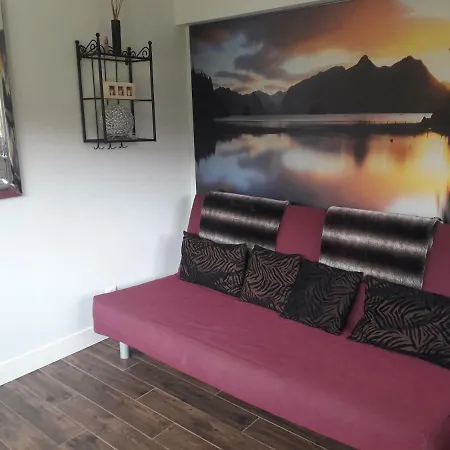 Lexegane Apartman *